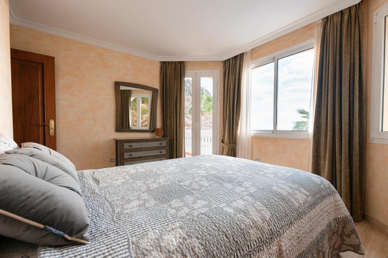 Villa Faya On The First Ocean Line With New Heated Pool Los Cristianos  Εξωτερικό φωτογραφία